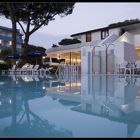 Hotel Rosa Dei Venti Lignano Sabbiadoro Esterno foto