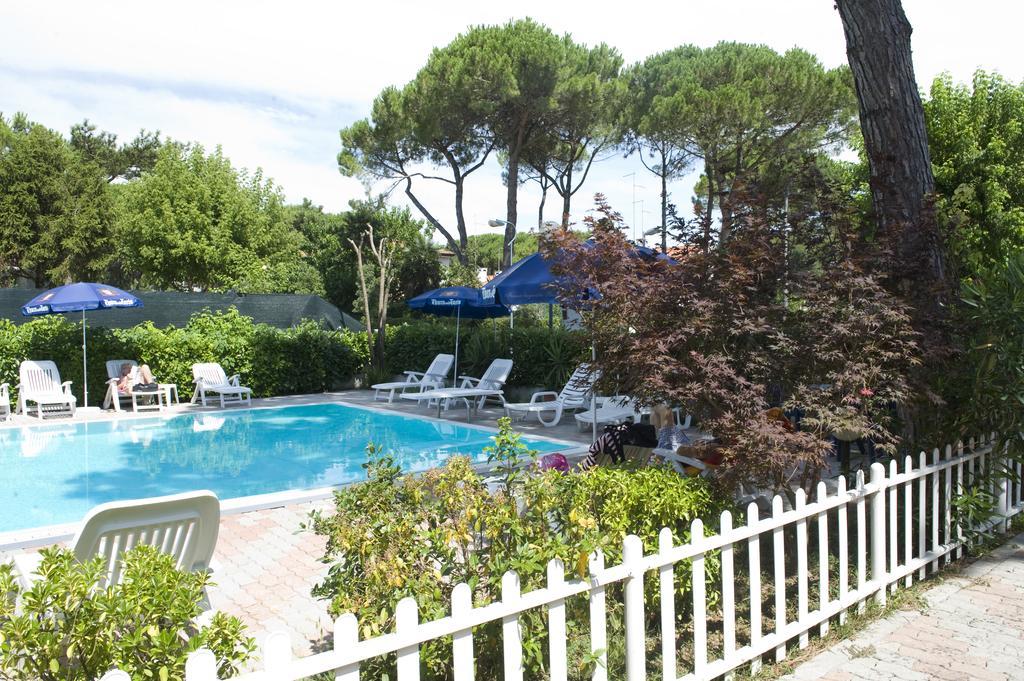 Hotel Rosa Dei Venti Lignano Sabbiadoro Esterno foto